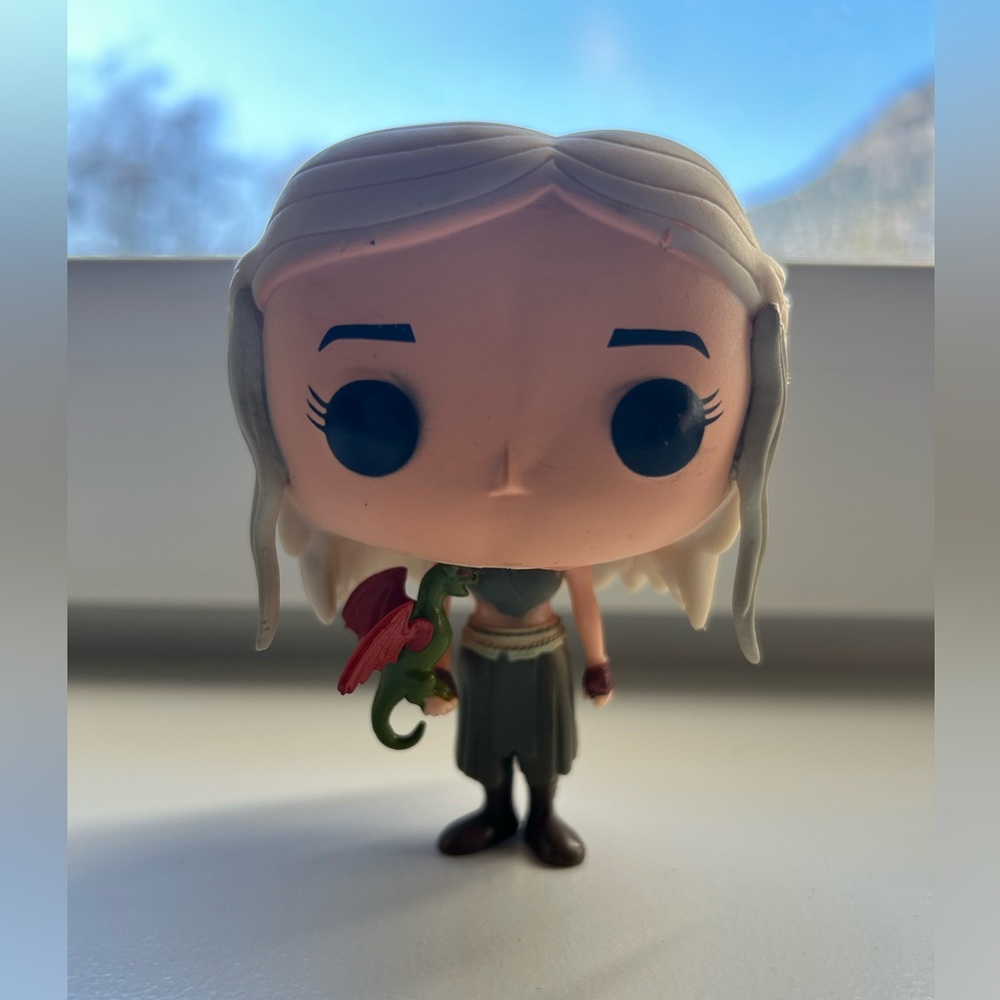 Daenerys Targaryen Game of Thrones Funko Pop figurine